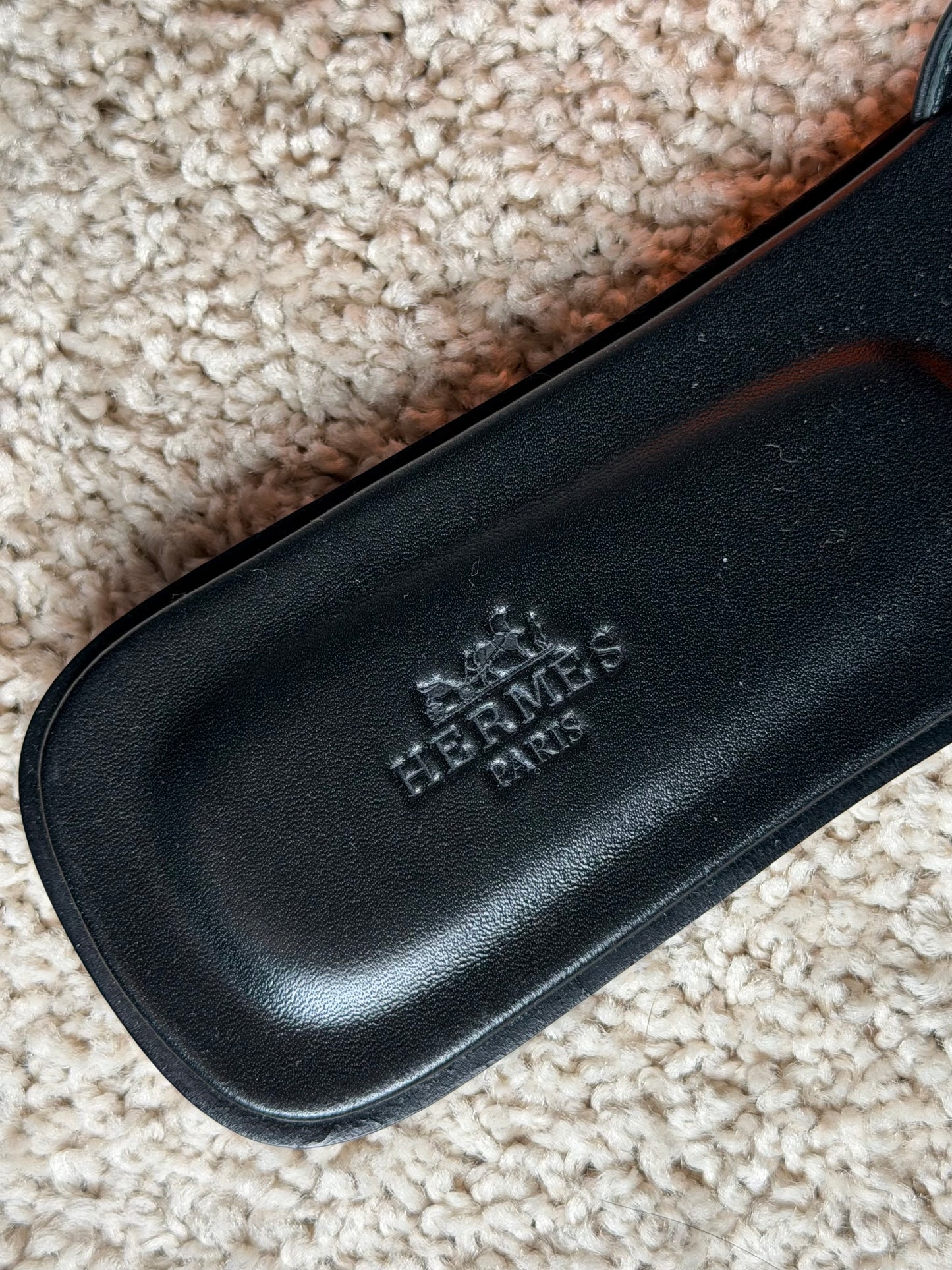 Black H*rmes Sandals