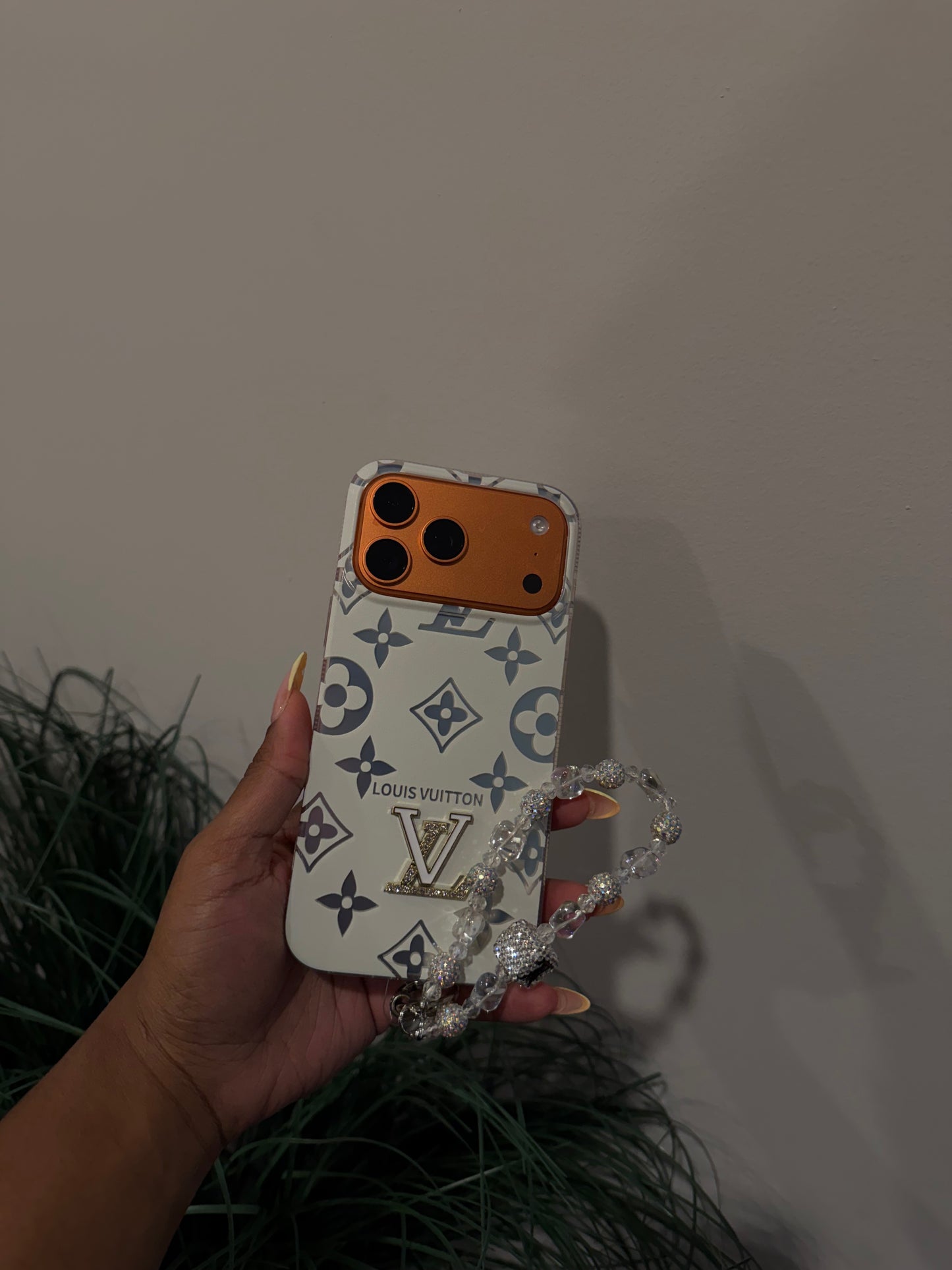 Lux V Case
