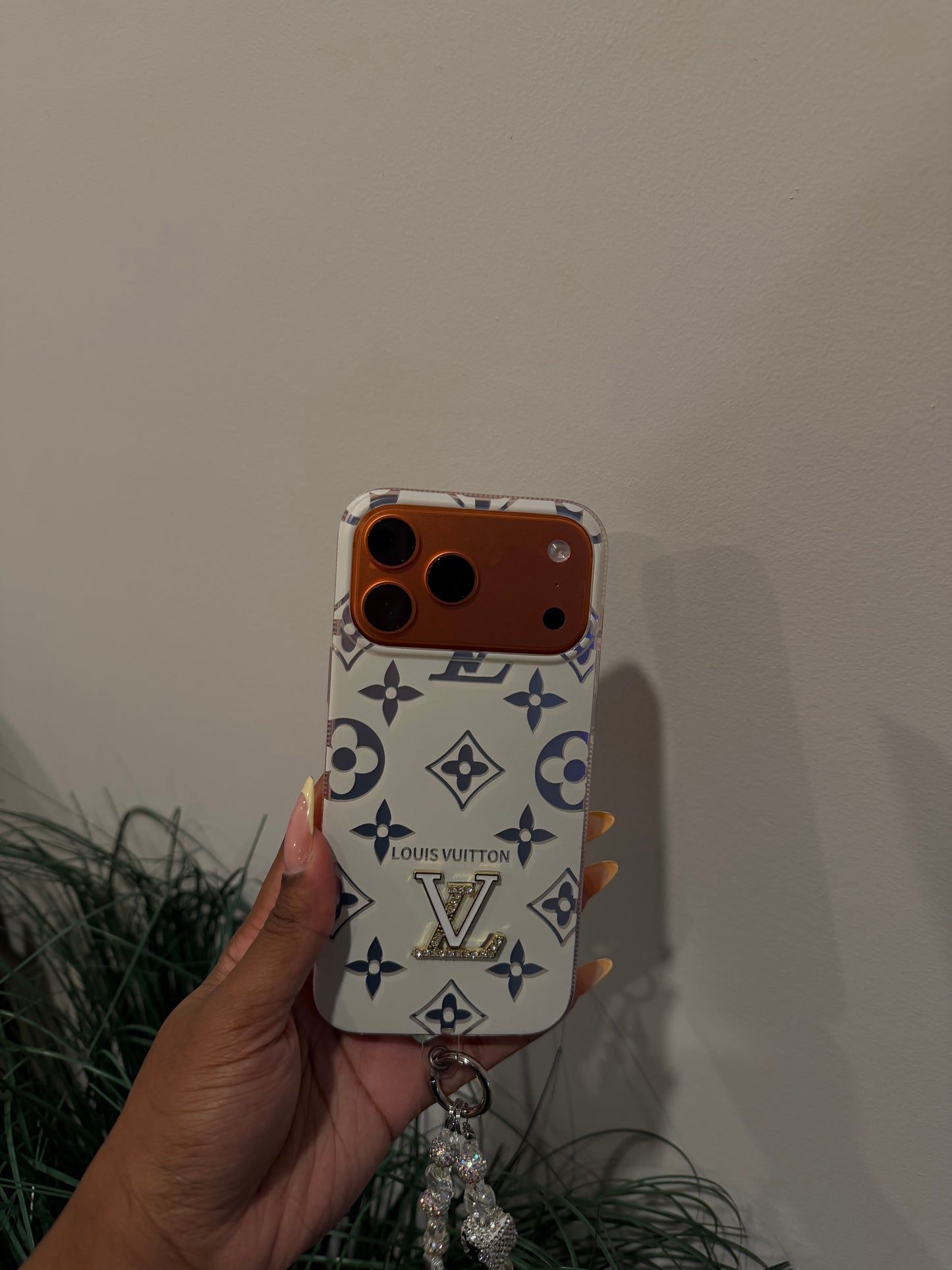 Lux V Case