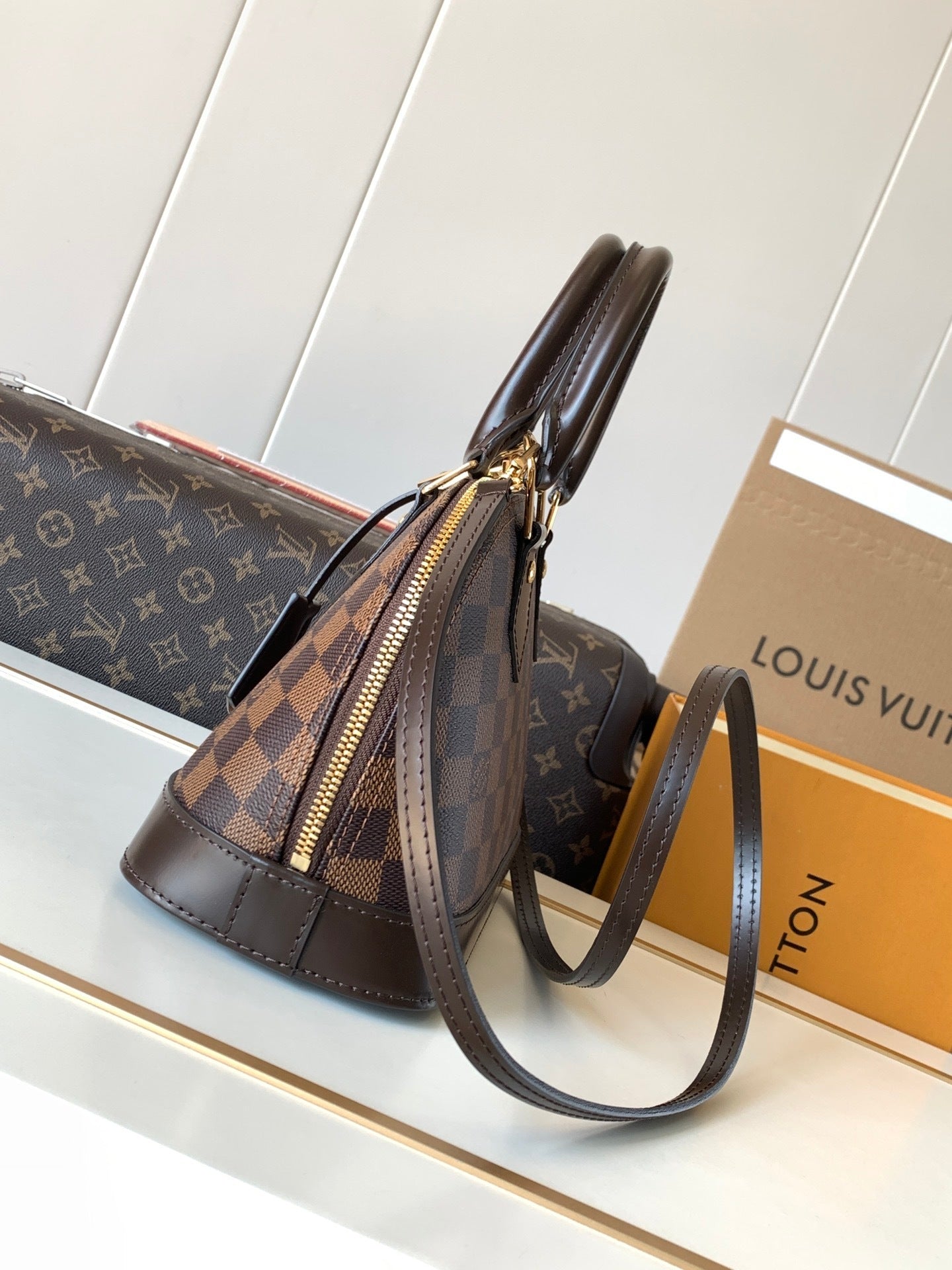 Louie Alma Bag