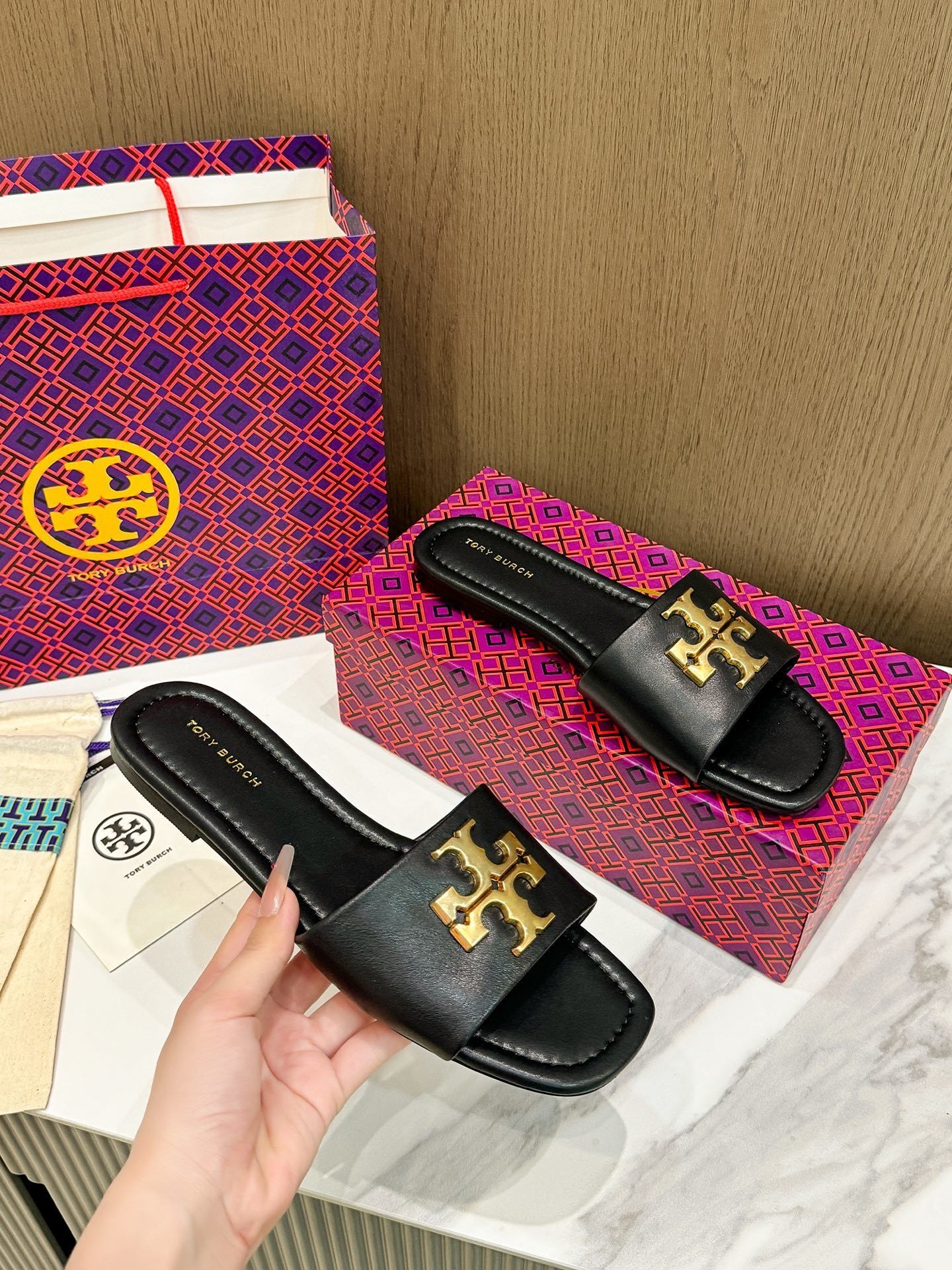 Tory B Sandals