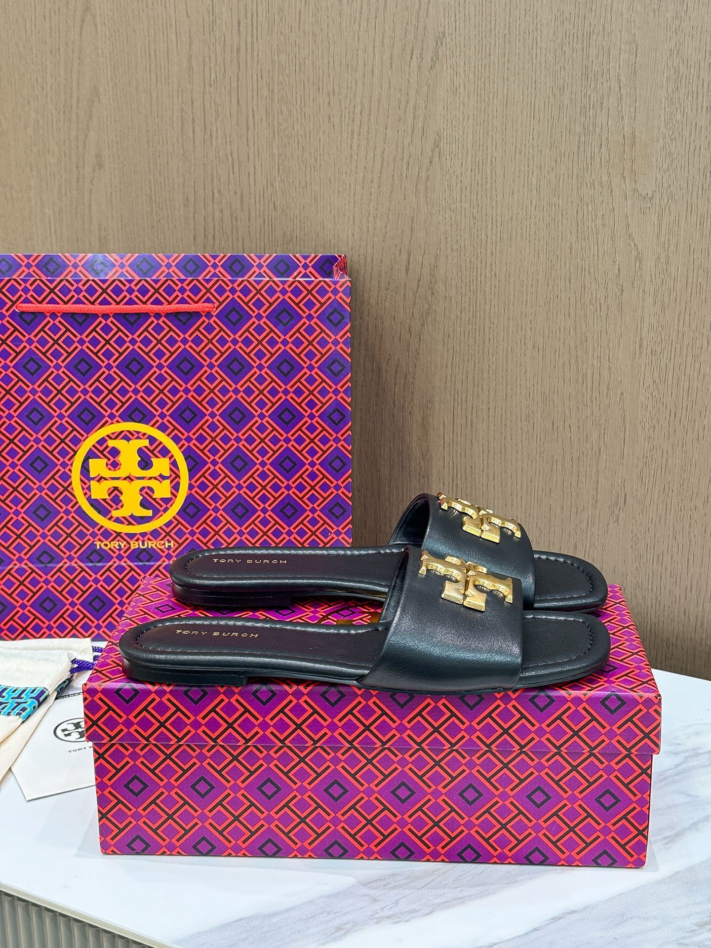 Tory B Sandals
